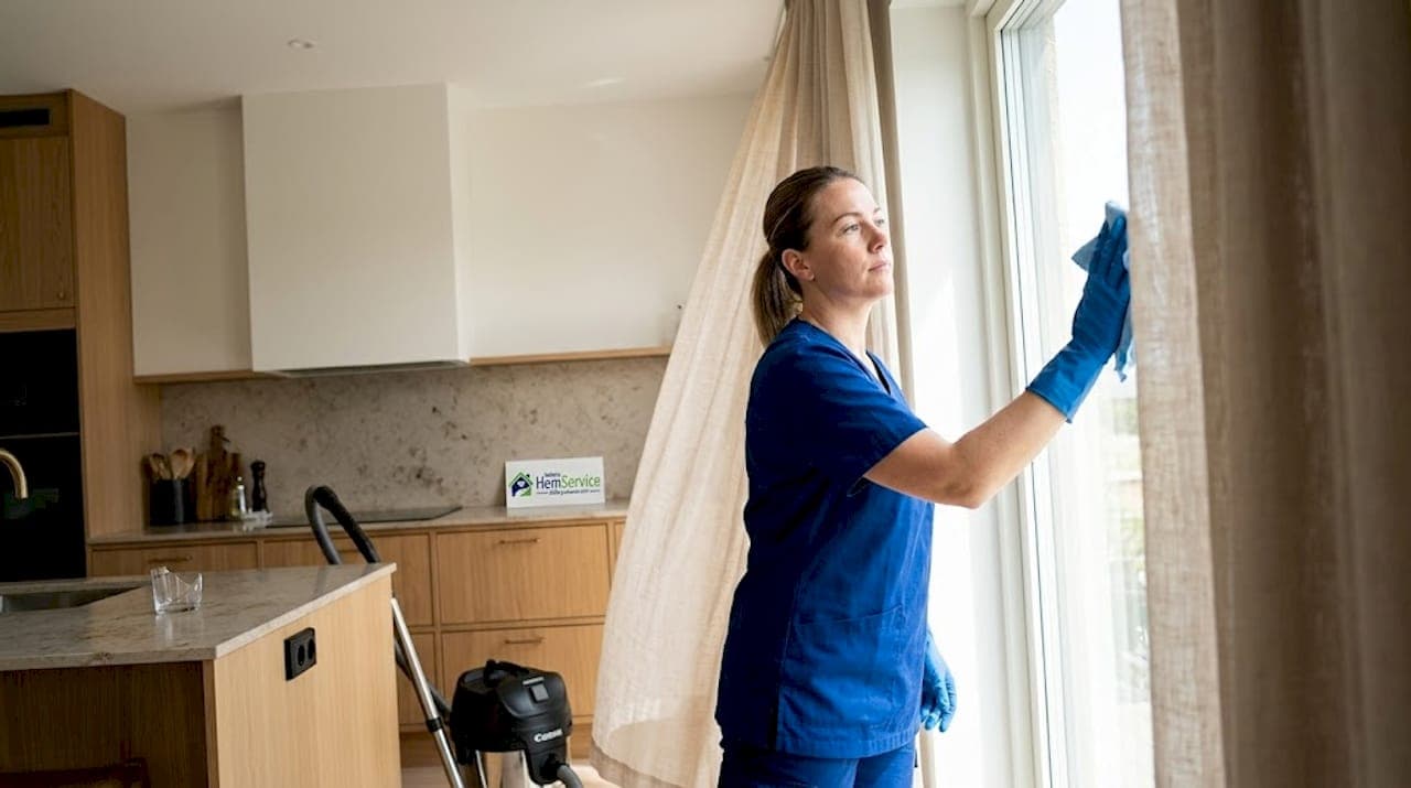 Så väljer du städfirma i Varberg: Tryggt och prisvärt